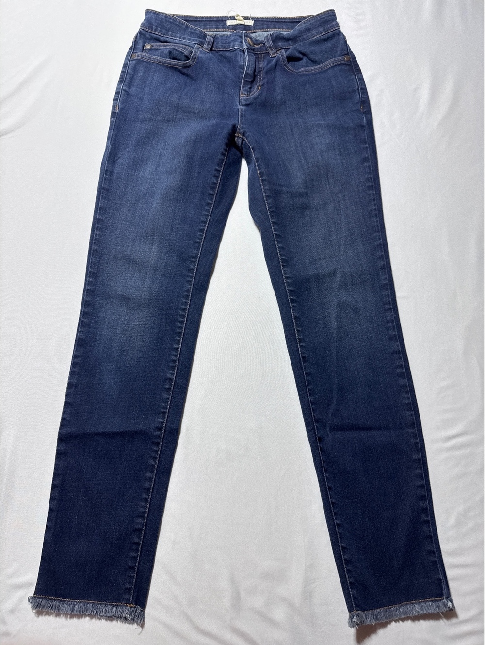 Eileen Fisher Dark Blue Denim Jeans with Chic Frayed Hem - A